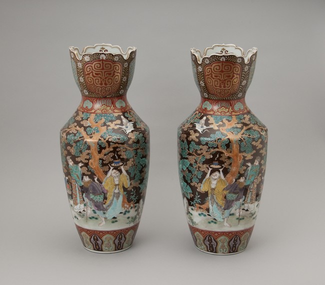 肥碟山信甫造の壺/幕末明治伊万里有田焼田代商会/公家菊牡丹錦絵窓絵