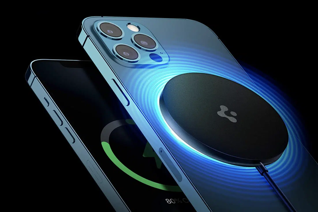 Spigen] iPhone13シリーズ対応、Spigenワイヤレス充電器 20％OFF