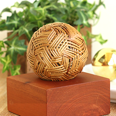 75mmの超特大サイズ！バリ島のアタ製ガムランボール | ピュアラバリ