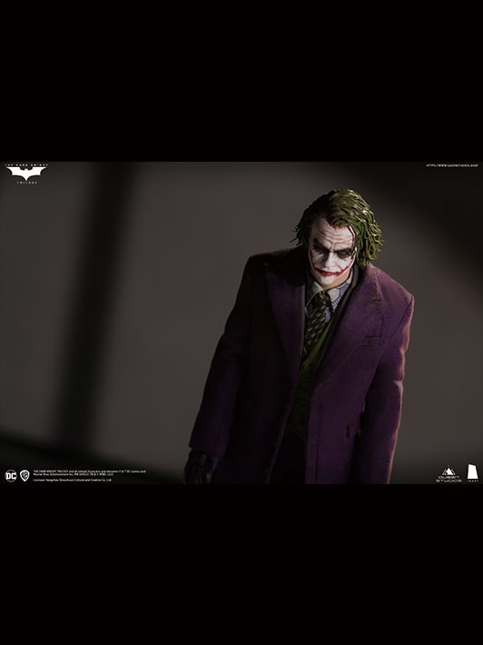 The Dark Knight Joker 1/6 Collectible Figure - Queen Studios