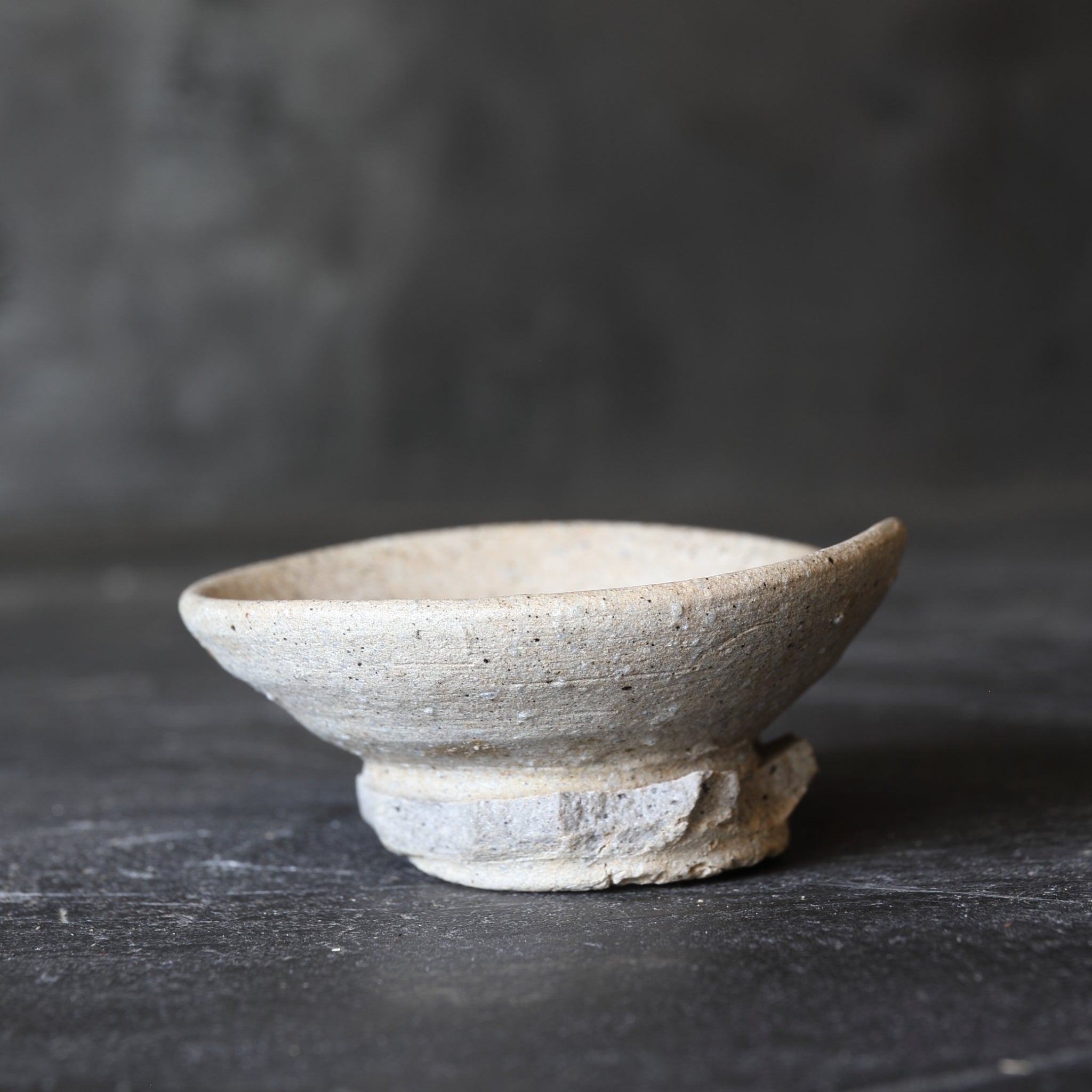 千c915】常滑・山盃 鎌倉時代頃 幅約8cm 山茶碗 盃 ぐい呑 酒器