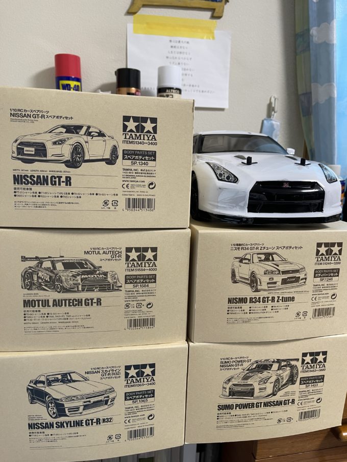 気づけば…タミヤのGT-Rのボディのストックが増えている… | RC/DC