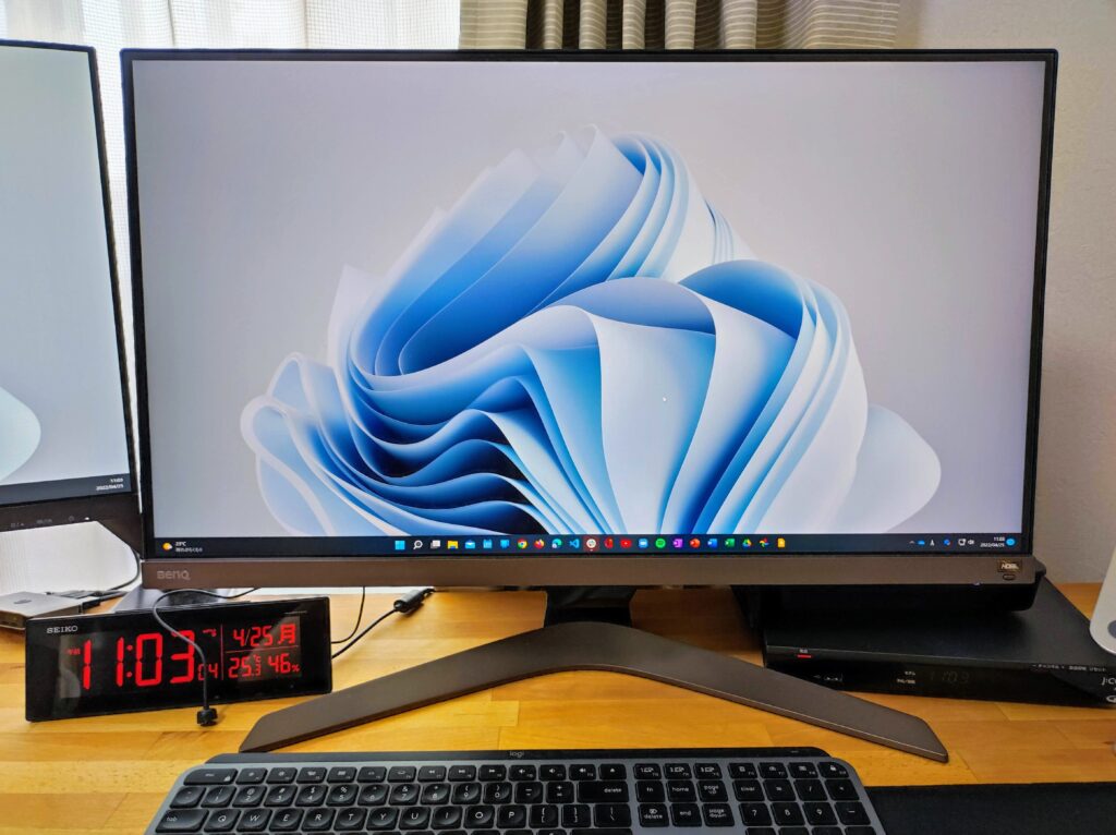 BenQ EW2880U 1ヶ月使用レビュー【多機能4Kモニター】 | 凡才たぬきの物理