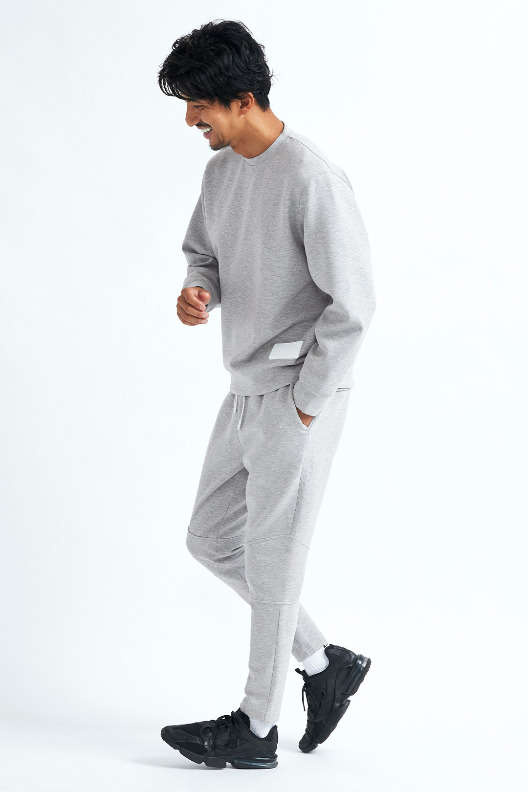 エアテンション®スウェットサルエルパンツ