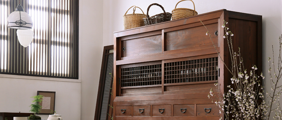 アンティーク水屋箪笥にもっと着目！ワンランク上の選び方とは