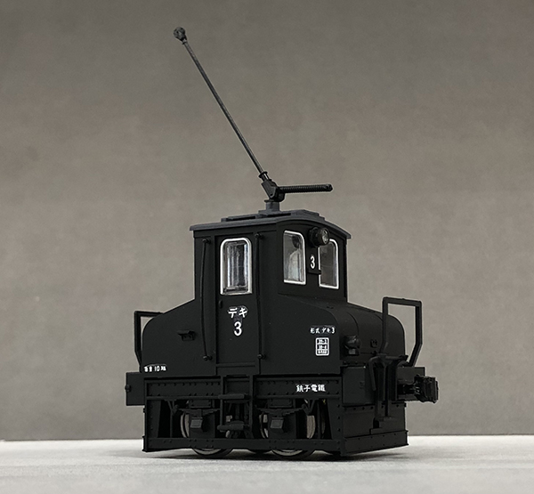 ちっちゃいけど機関車です 津川洋行から完成品トロリーポール仕様の