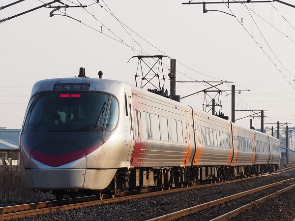 JR四国】8000系L編成が5両編成に復帰 | 鉄道ホビダス