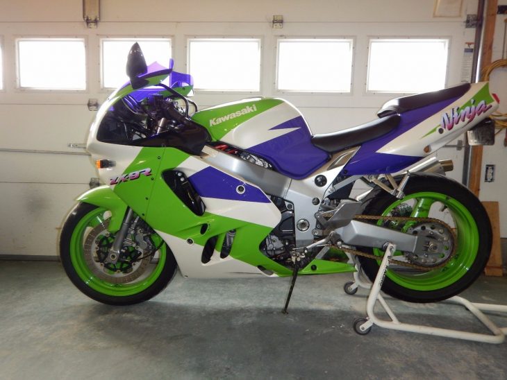 Nicer than Nice - 1994 and 1995 Kawasaki ZX-9R - Rare