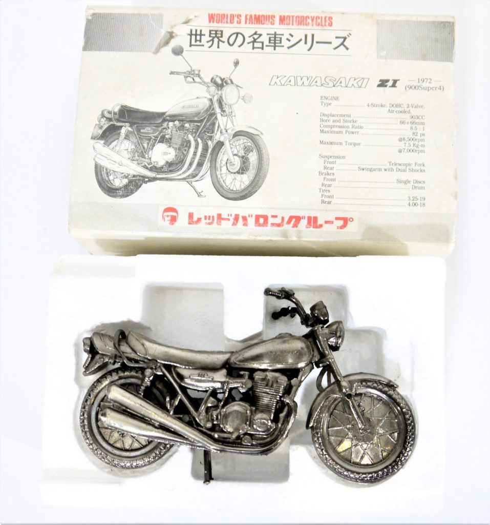 レッドバロン 世界の名車シリーズ KAWASAKI Z1 1972年 レッドバロン