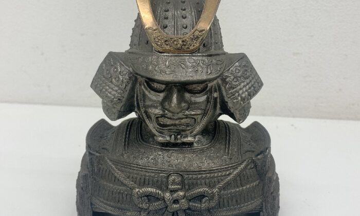 アンティーク ニッカウヰスキー オルゴール付 甲冑 ボトルケース NIKKA