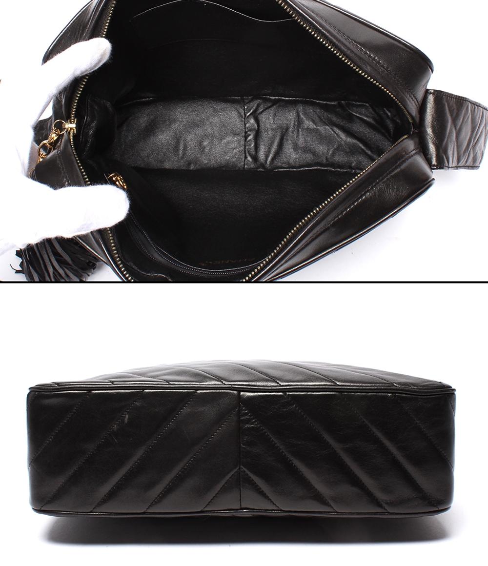 CHANEL ショルダーバッグ バイアスステッチ Vステッチ フリンジ