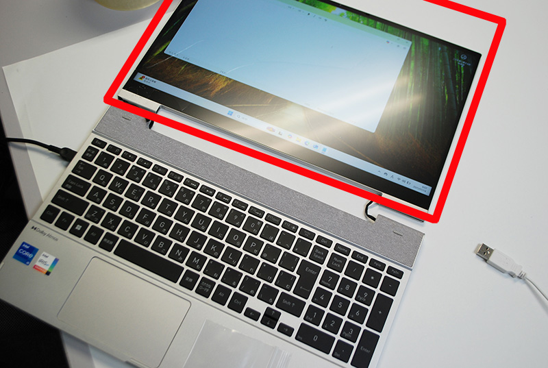 筐体修理跡ありdynabookFZ/HPSW6FHP7CZDSタッチパネル付き 筐体修理跡