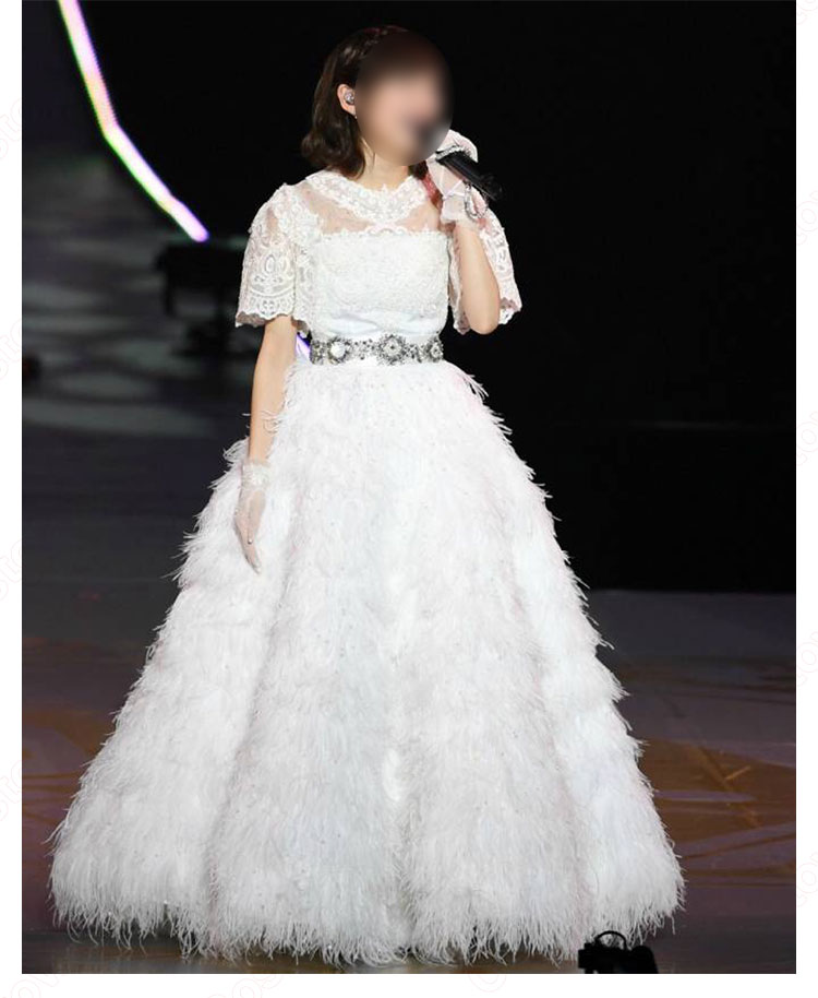 希少新品AKB48渡辺麻友（まゆゆ）卒業コンサート限定マフラー