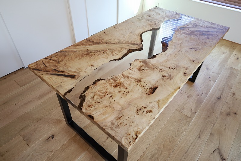 ポプラ×クリア レジンテーブル|レジンテーブル専門店 REZIN-SPACE