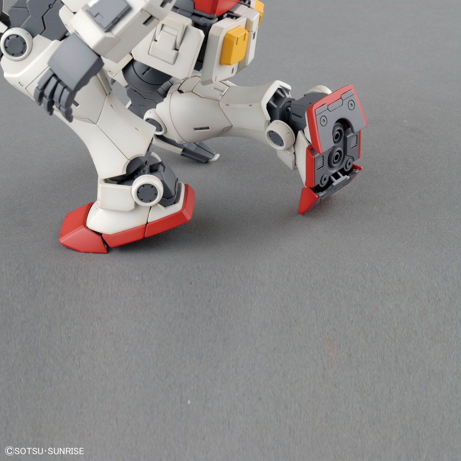 MG 1/100 Gundam: The Origin RX-78-02 Gundam Special Edition
