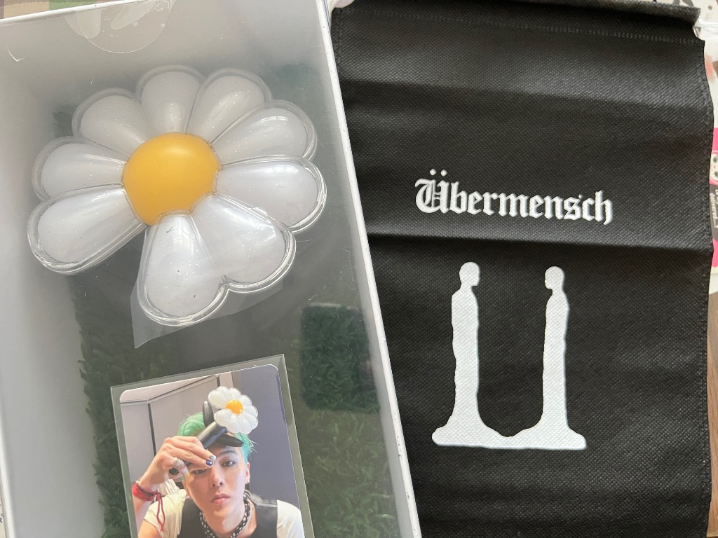 フォトカード付き / G-DRAGON OFFICIAL LIGHT STICK 公式ペンライト