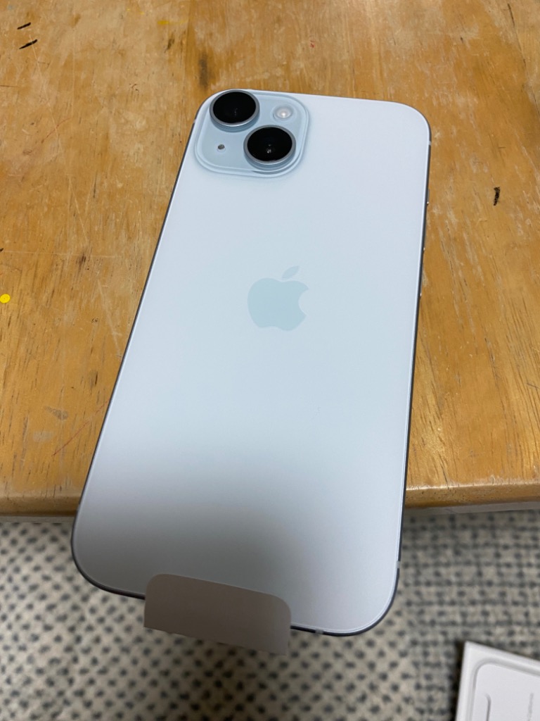 iPhone ☆Appleストア版 国内正規SIMフリー iPhone15 128GB ブルー