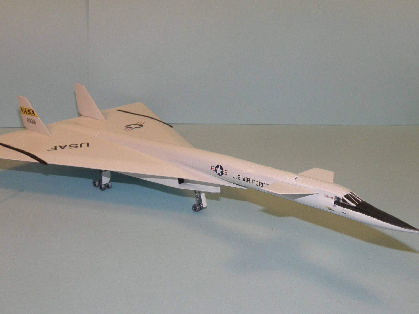 XB-70A Valkyrie | IPMS/USA Reviews Website