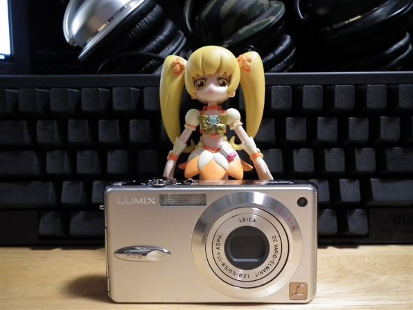 パナソニック LUMIX DMC-FX2 価格比較 - 価格.com