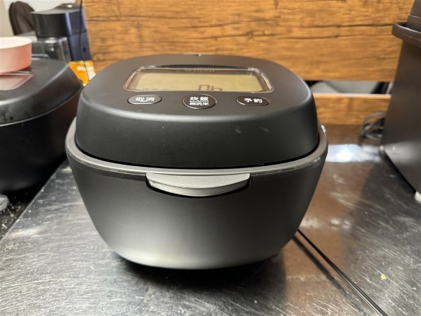 タイガー魔法瓶 土鍋ご泡火炊き JPL-T100-KG [エボニーブラック] 価格