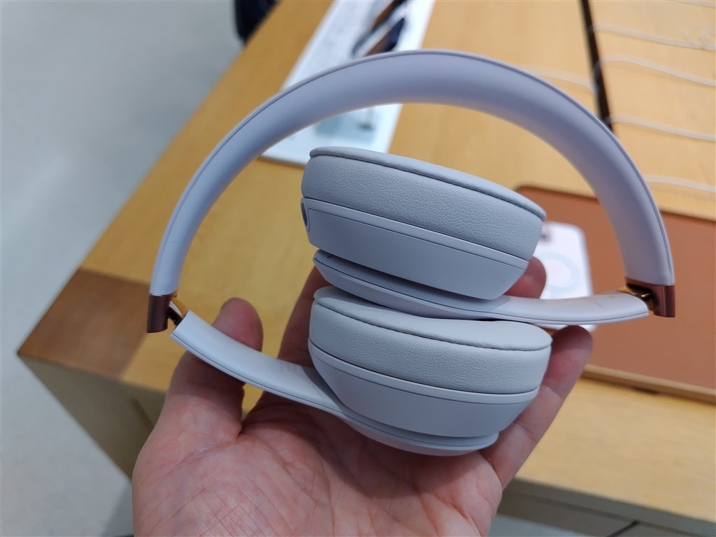 Solo 3から音色が激変、数少ないブランド品のオンイヤー』 ビーツ