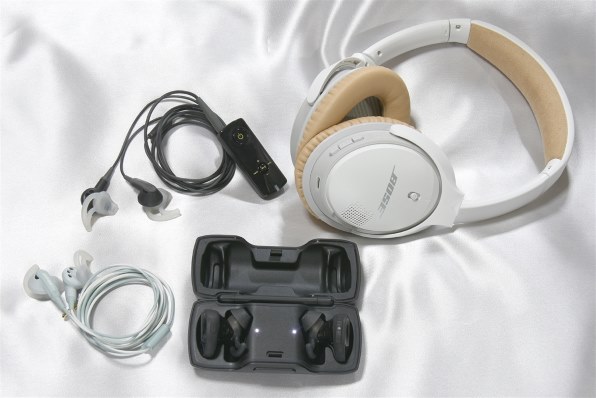 Bose SoundLink around-ear wireless headphones II [ホワイト] 価格