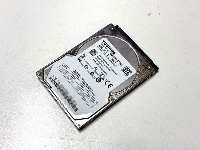 東芝 HDD 6TB 使用しないのでどなたか使って頂ければ幸いです。 東芝