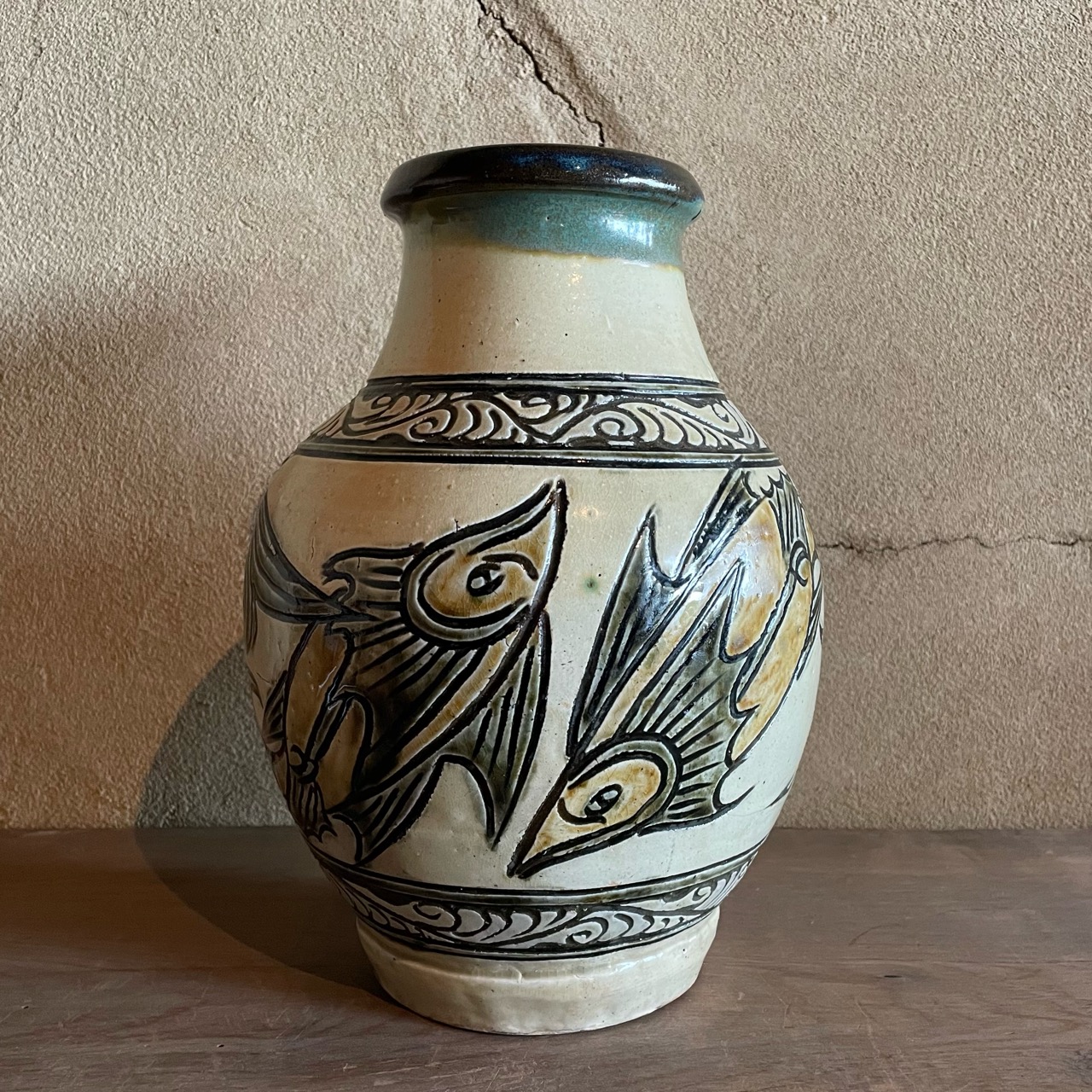 人間国宝】金城次郎 魚紋花瓶 花瓶 花器 壺 陶器 工芸品 R antiques |