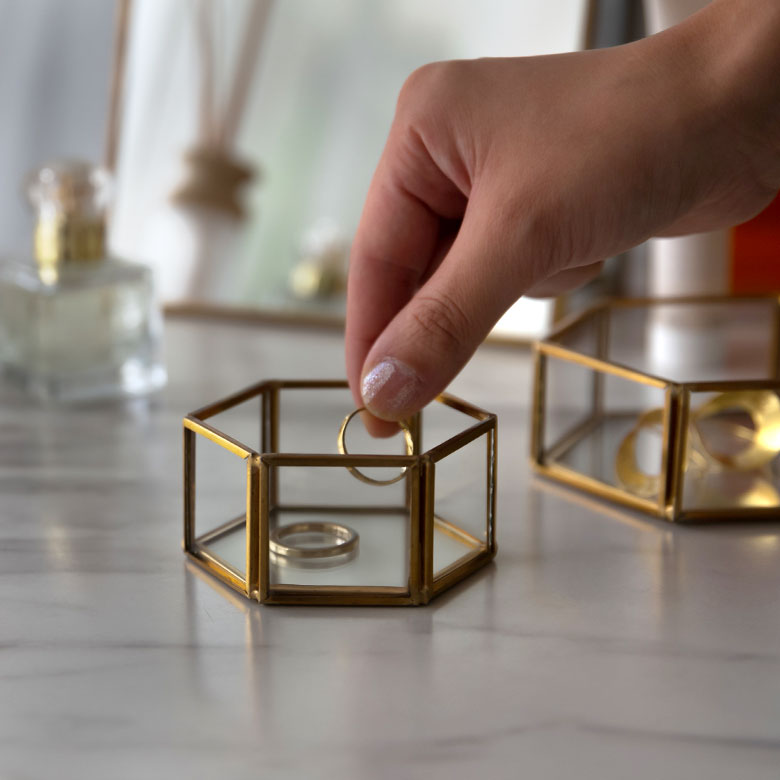 アクセサリーケース ガラスと真鍮 ガラスケース アクセサリー収納 六