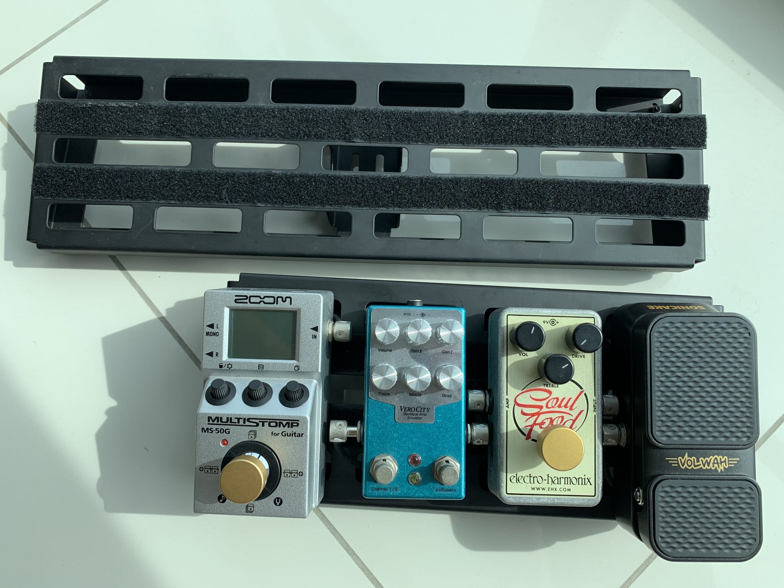 ペダルトレイン超え？高コスパで高品質なボードがあった Rockboard