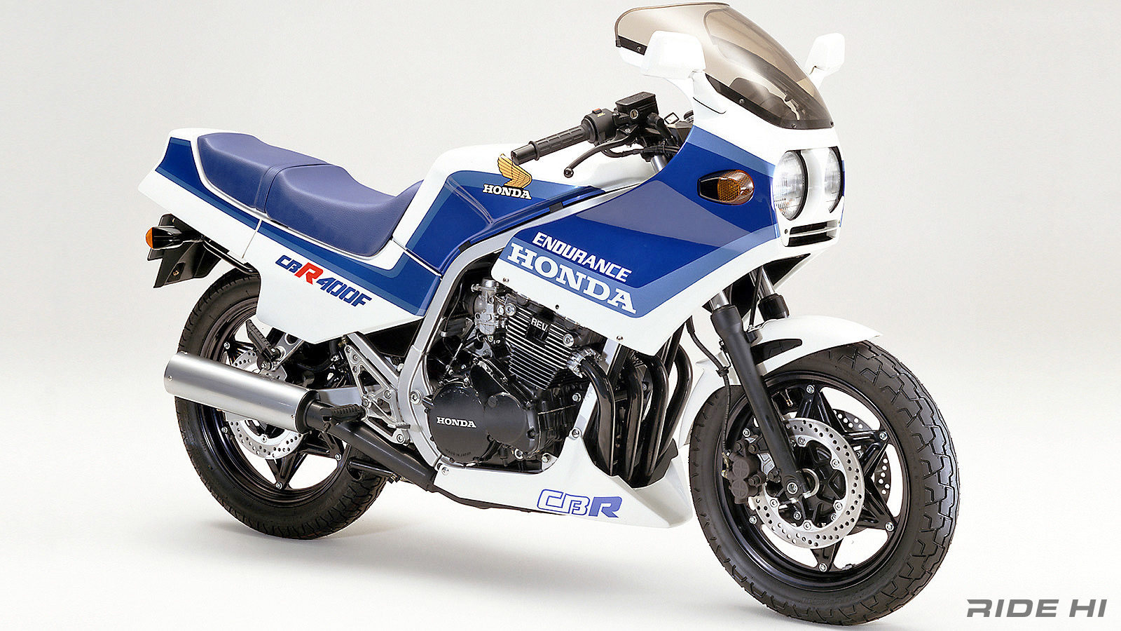 ホンダの空冷四発美学、CBR400Fの男気スタイル！【このバイクに注目