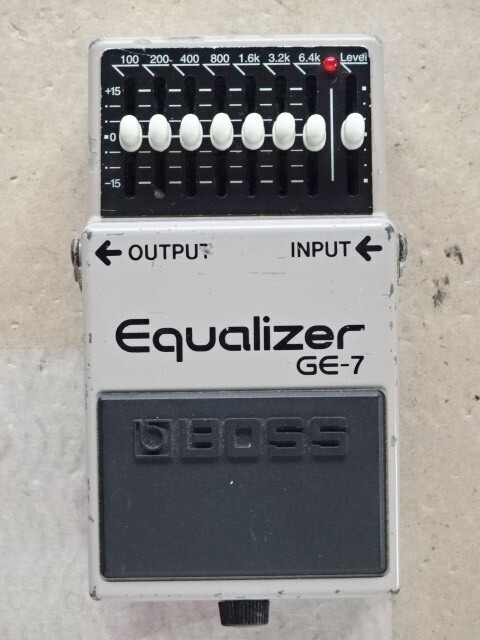 BOSSグラフィックイコライザーGE-7の修理（その3：台湾製も