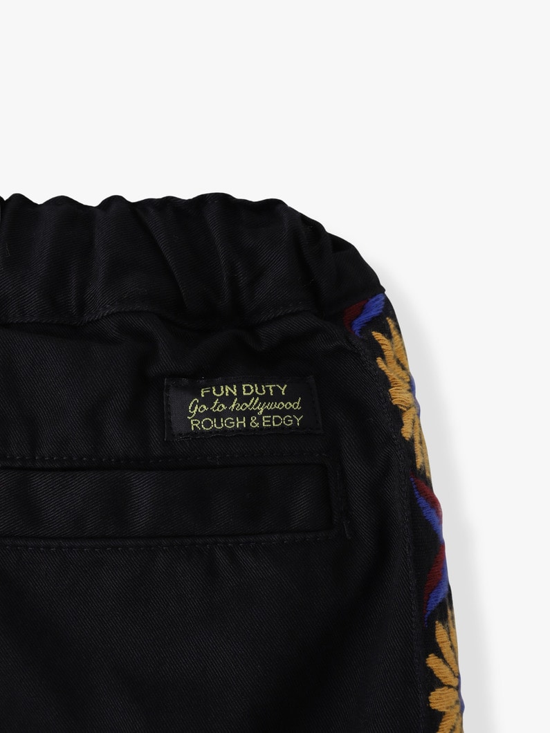 サイドライン チノ タック イージーパンツ（105-125cm）｜Go To