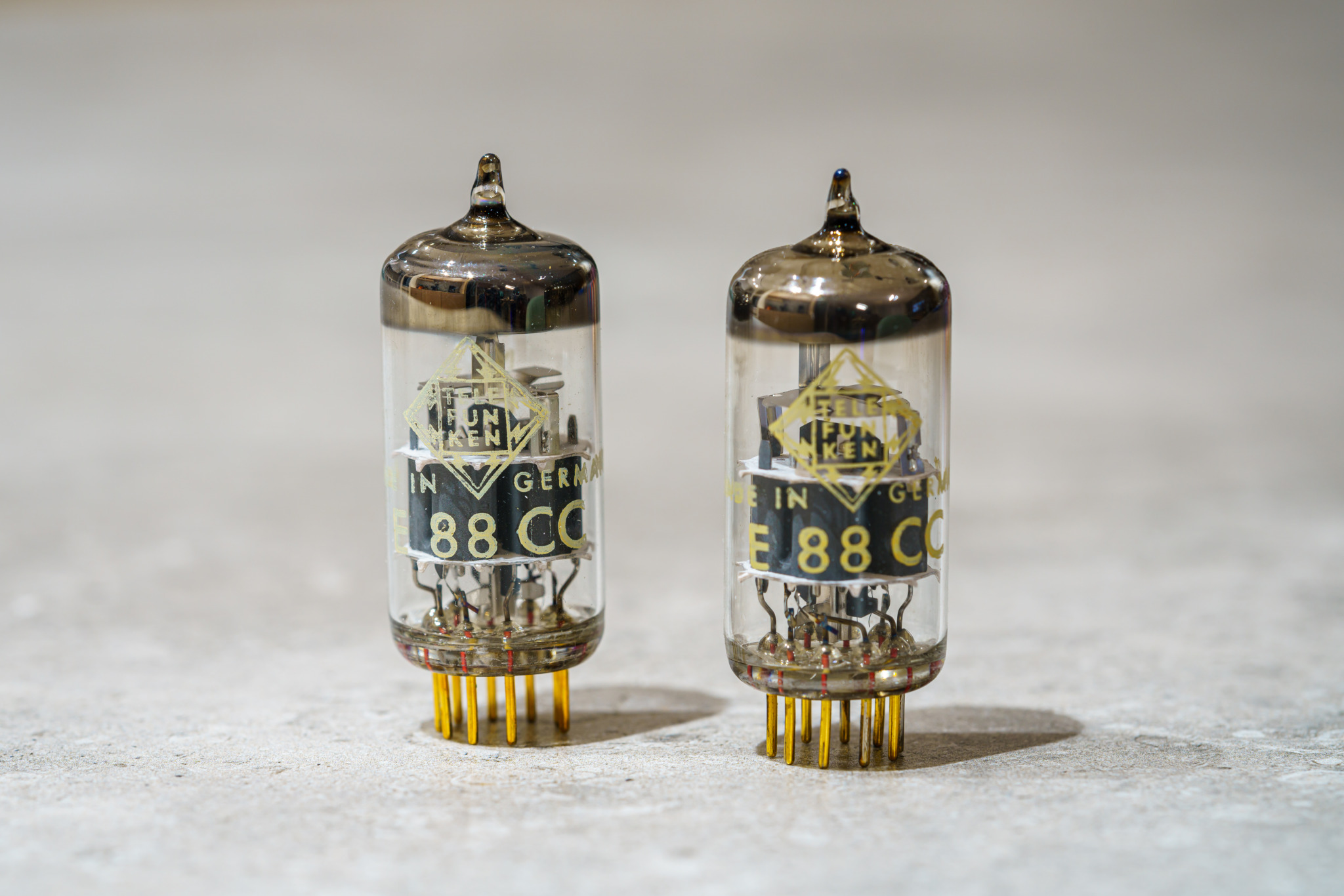 テレフンケン TELEFUNKEN ECC88 真空管 2本セット オーディオ機器