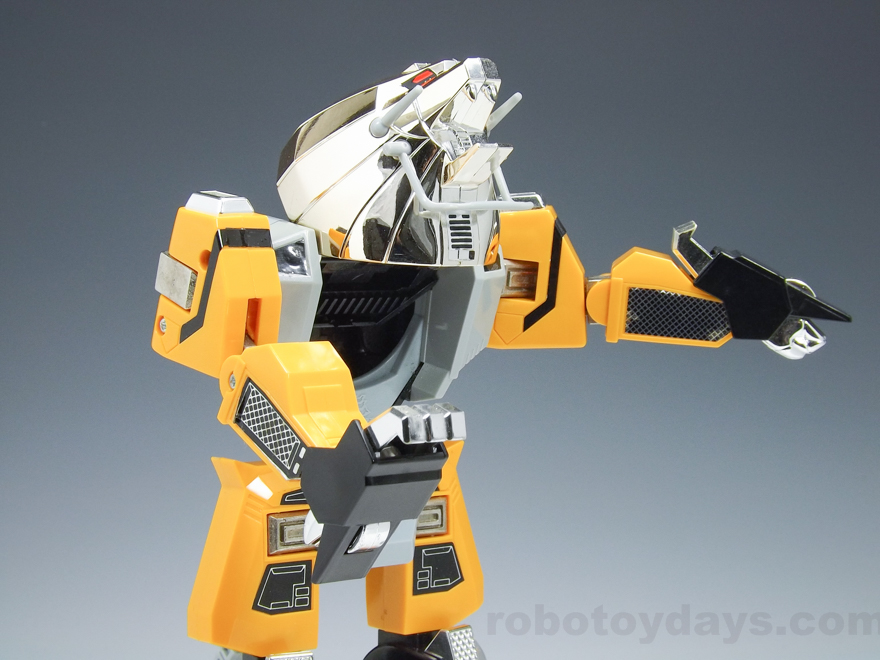 DX黒獅子 バンダイ レビュー | RoboToyDays