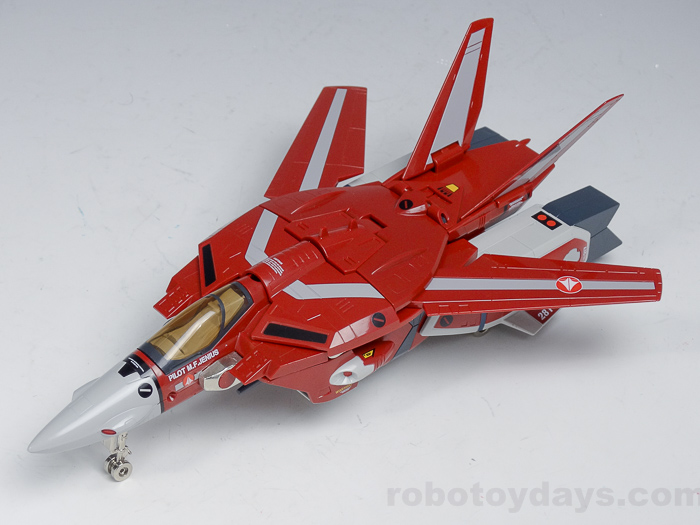 バルキリー VF-1J ミリア機（バンダイ復刻版） タカトクトイス
