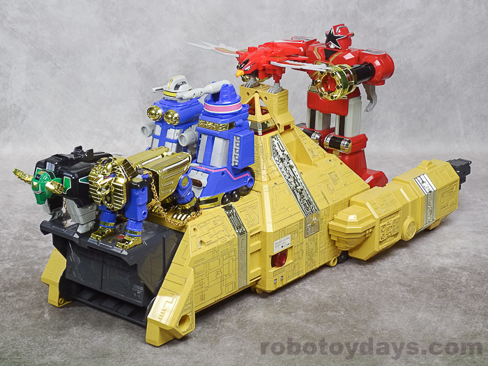 超巨大 DX キングピラミッダー (King Pyramider) レビュー | RoboToyDays