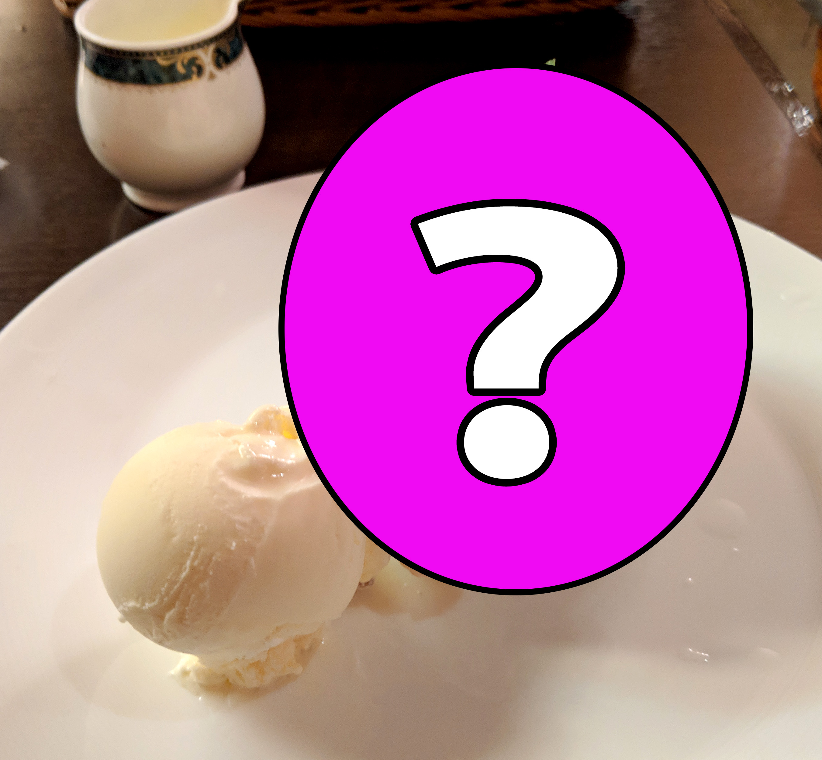 ふらりと入った喫茶店のショートケーキの形が思ったのと違った！ けど