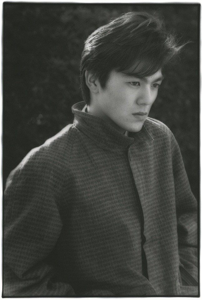 尾崎豊、生誕50周年記念アナログボックスセットが11/25に発売 (2015/08