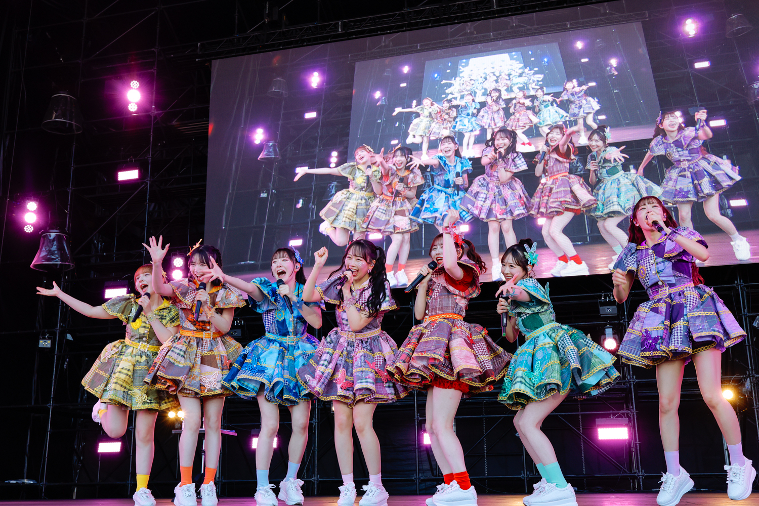 FRUITS ZIPPER - JAPAN JAM 2025 ライブ写真＆セットリスト｜音楽情報