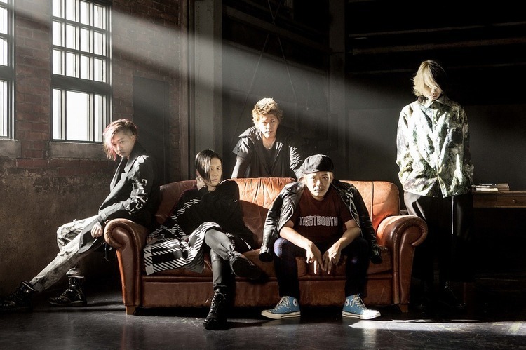 ROTTENGRAFFTY直筆サイン入りポスター 70cm四方の窓辺 ロットン