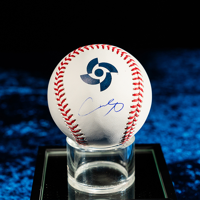 大谷翔平」直筆サイン入り WBC公式ボール ディスプレイケース入り
