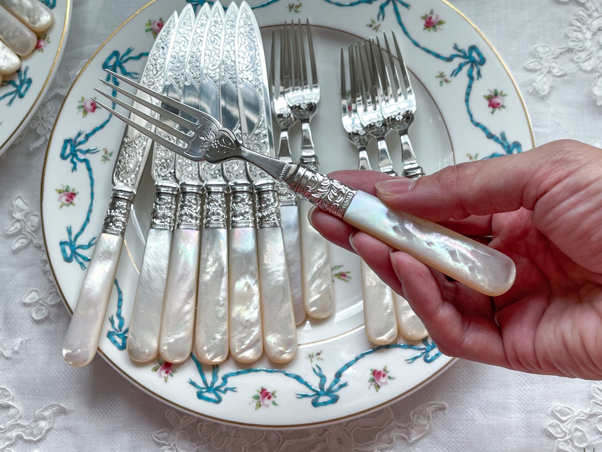 英国】【白蝶貝】デザートセットナイフ/フォーク 12本 木製装飾ケース