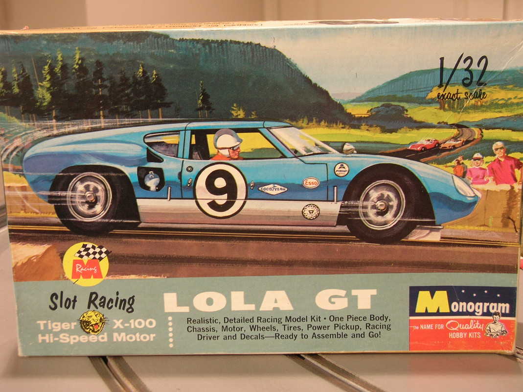 Monogram 1⁄32 Racing MGA Sports Car Monogram MGA 1/32