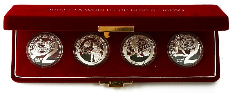 日韓ワールドカップ 1万ウォン 純銀1オンス4種セット 完未品 | 収集