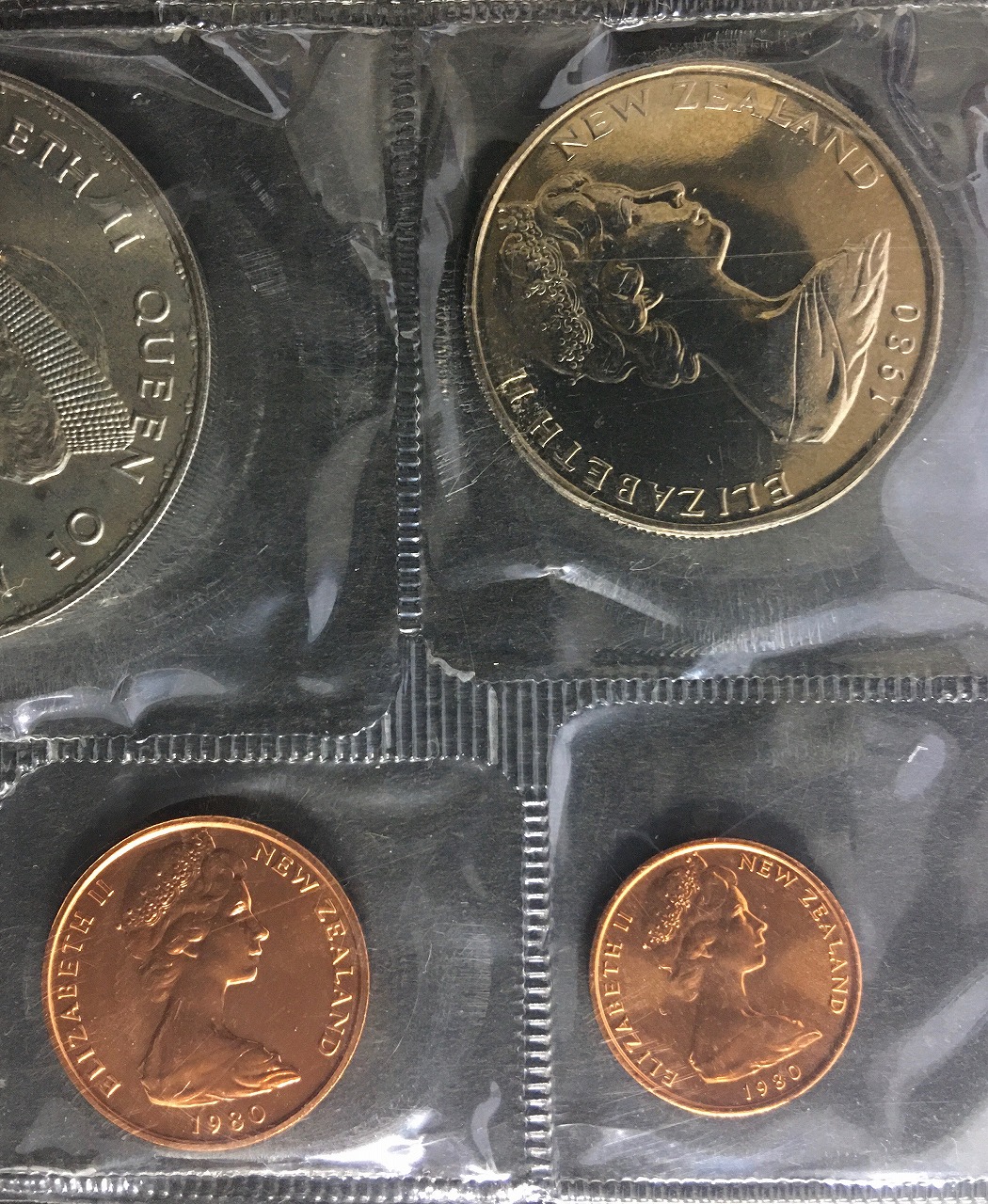 ニュージーランド 1980年銘ミント貨幣セット アルバム入り未使用7枚