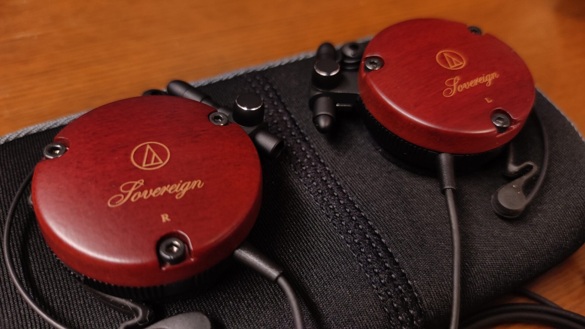 ATH-EW9 ヘッドフォン 耳かけ式ヘッドホン愛用者にとって憧れの逸品