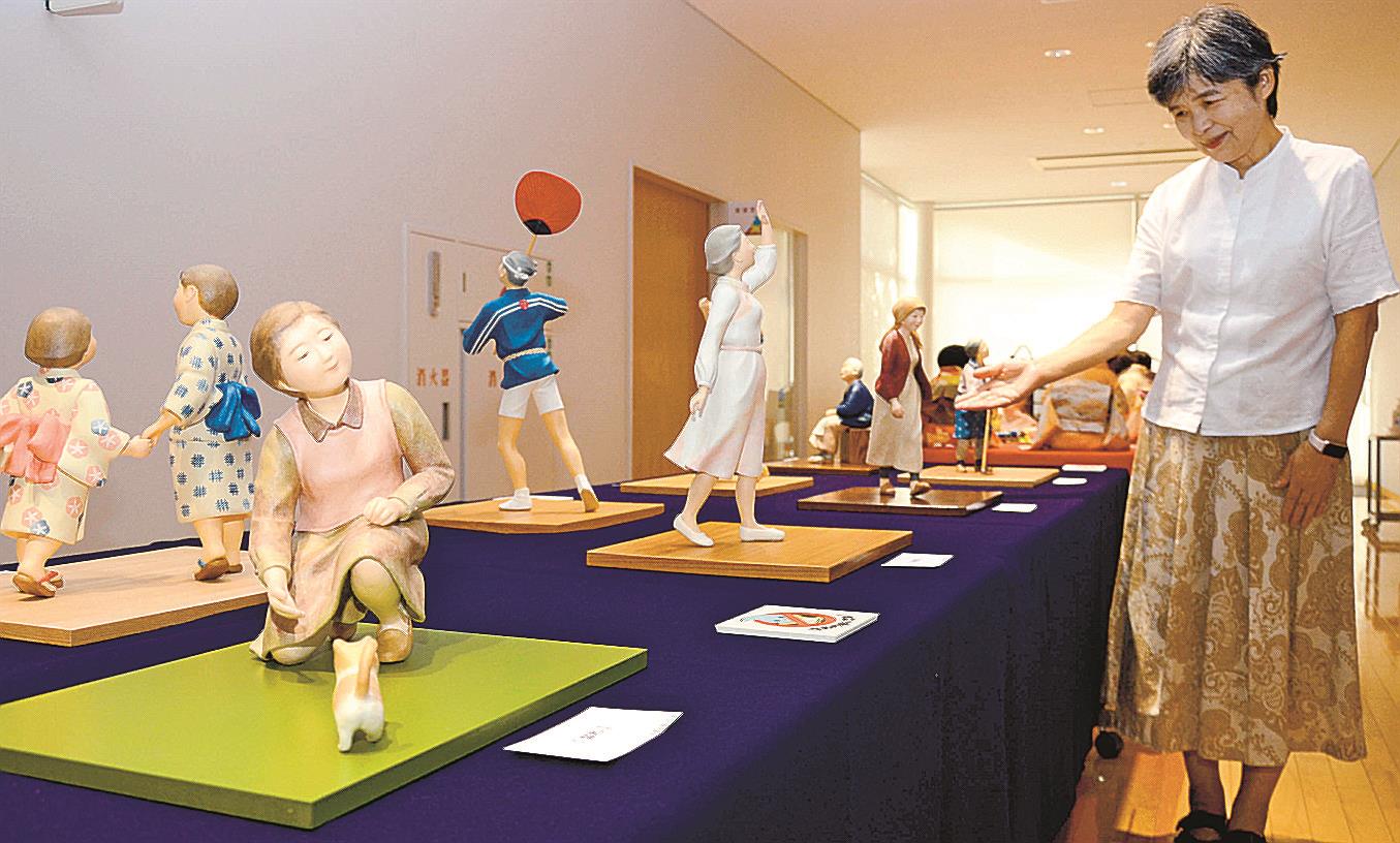 郷愁誘う人形 出雲で姉妹作品展 | 山陰中央新報デジタル