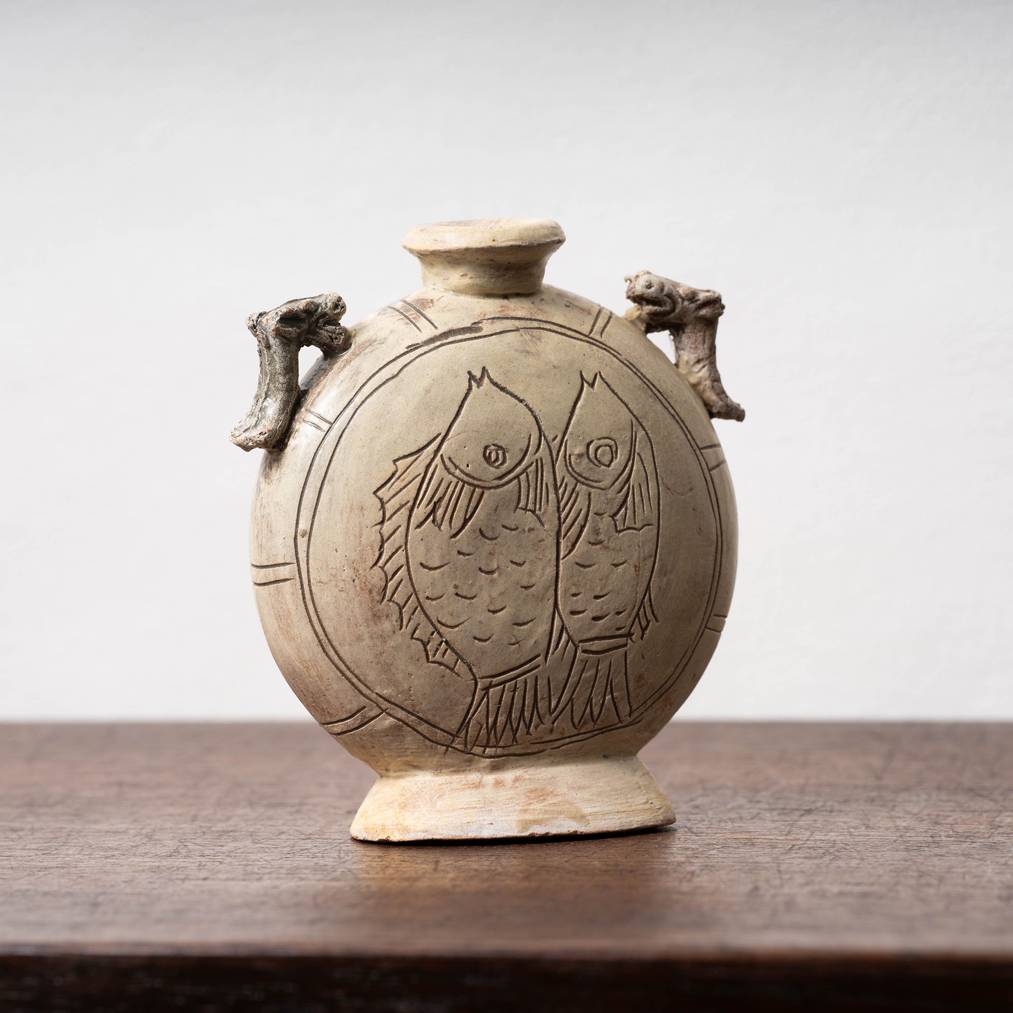 NO406 粉青沙器 魚絵壺 韓国陶器 【公式通販】