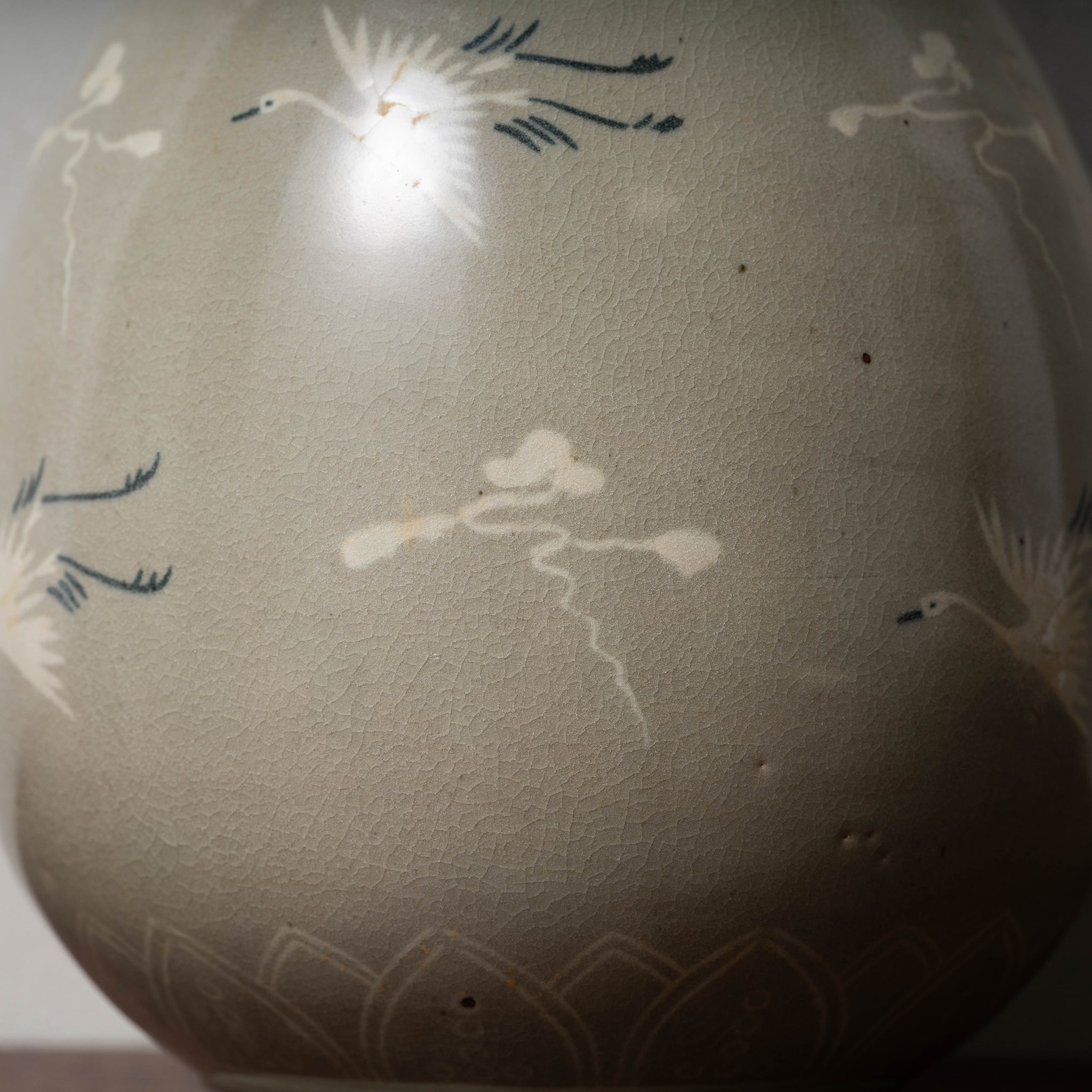 茶道具 李朝 高麗青磁象嵌『雲鶴文』広口香炉 三足 金継ぎ 書道具